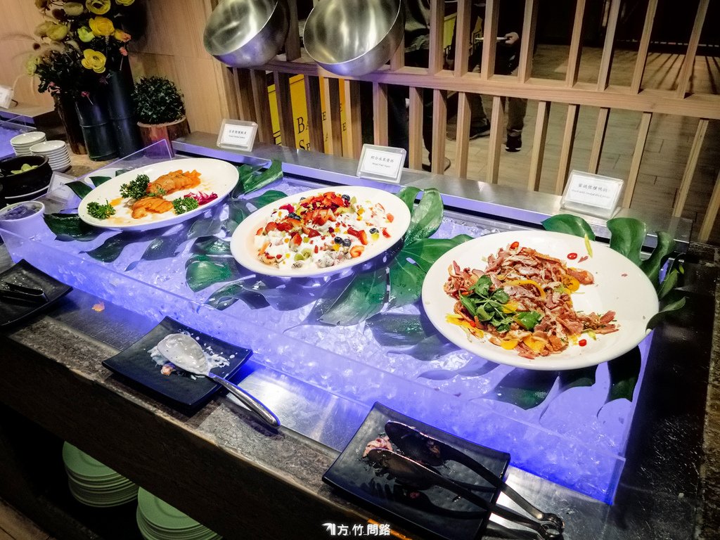14台中美食吃到飽台中吃到台中西區美食台中buffet台中聚會餐廳台中金典酒店buffet享5折優惠台中金典酒店-柏麗廳價格金典酒店柏麗廳買一送一台中金典酒店自助餐價格台中金典酒店buffet買一送一金典柏麗廳買一送一方竹問路阿方竹竹小夫妻天界之舟-行善濟世.jpg